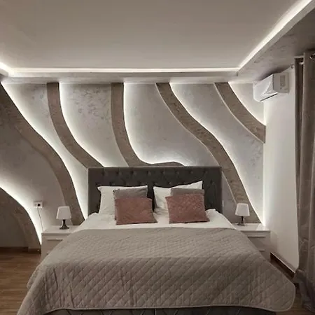 S Class Apartment
