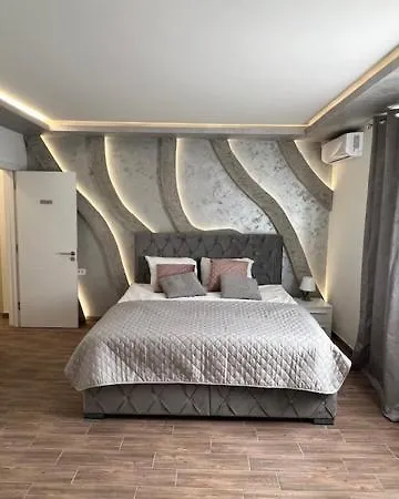 Apartment S Class *
